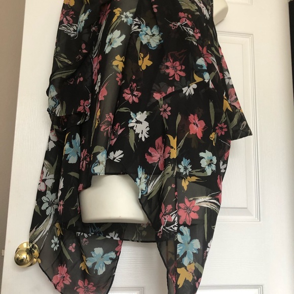 LANE BRYANT Sz26-28 LAYERD FLORAL BLOUSE - Picture 14 of 15